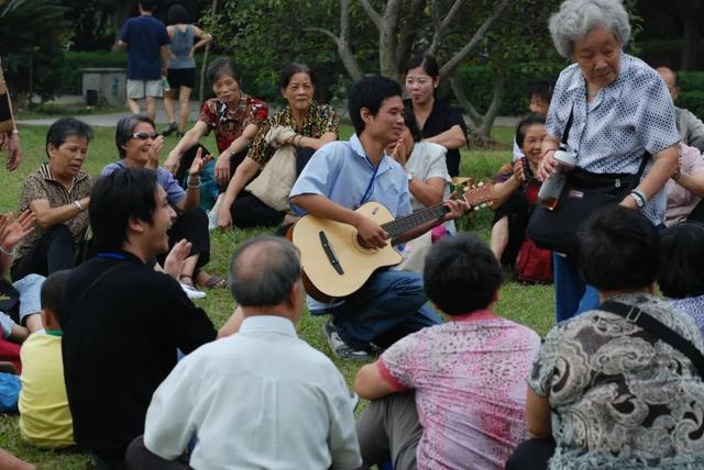 旅行團(tuán)旅行團(tuán)樂隊成員介紹插圖6