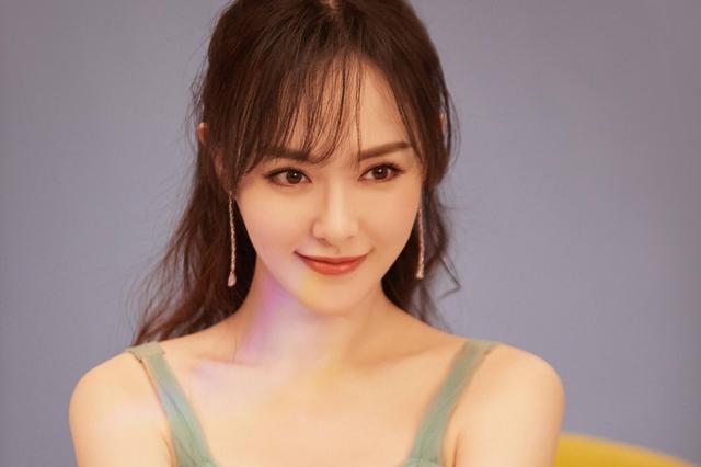 楊冪和唐嫣之間發(fā)生了什么楊冪和唐嫣之間發(fā)生了什么事插圖6