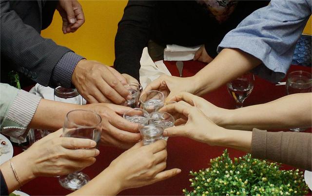 金陵十三釵喝酒游戲金陵十三釵的喝酒游戲規(guī)則插圖3