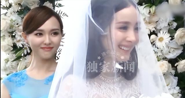 楊冪和唐嫣之間發(fā)生了什么楊冪和唐嫣之間發(fā)生了什么事插圖2