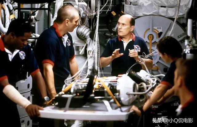 災(zāi)難片排行榜前十名電影災(zāi)難片排行榜前十名電影免費觀看后天插圖