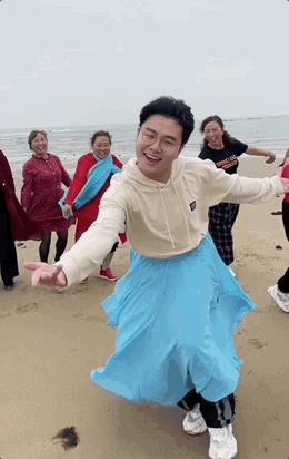 旅行團(tuán)旅行團(tuán)樂隊成員介紹插圖2