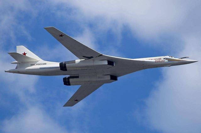 中國(guó)轟炸機(jī)中國(guó)轟炸機(jī)有哪些型號(hào)圖片插圖3