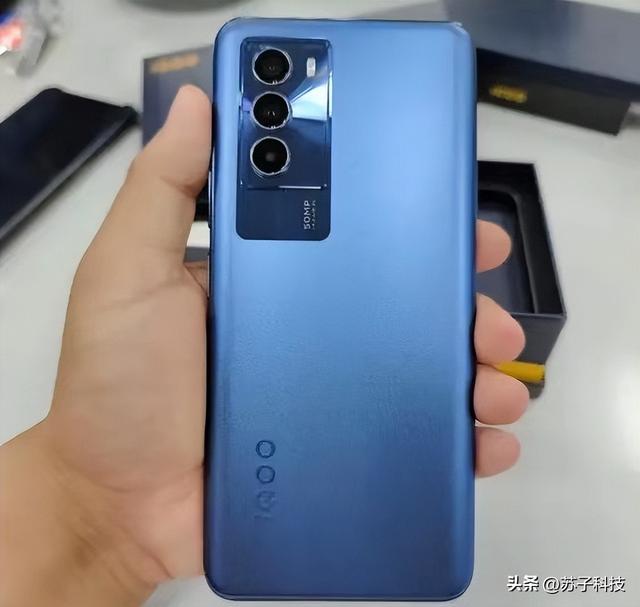 vivov15手機(jī)多少錢一臺(tái)二手vivo手機(jī)多少錢一部插圖5