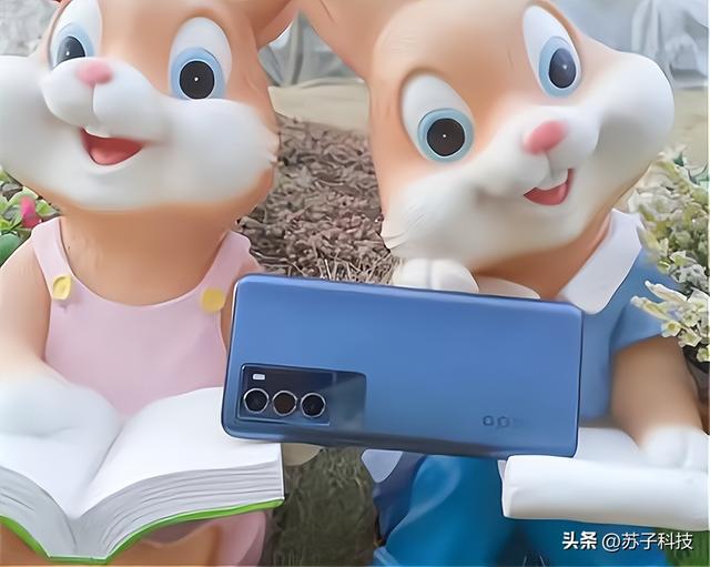 vivov15手機(jī)多少錢一臺(tái)二手vivo手機(jī)多少錢一部插圖2