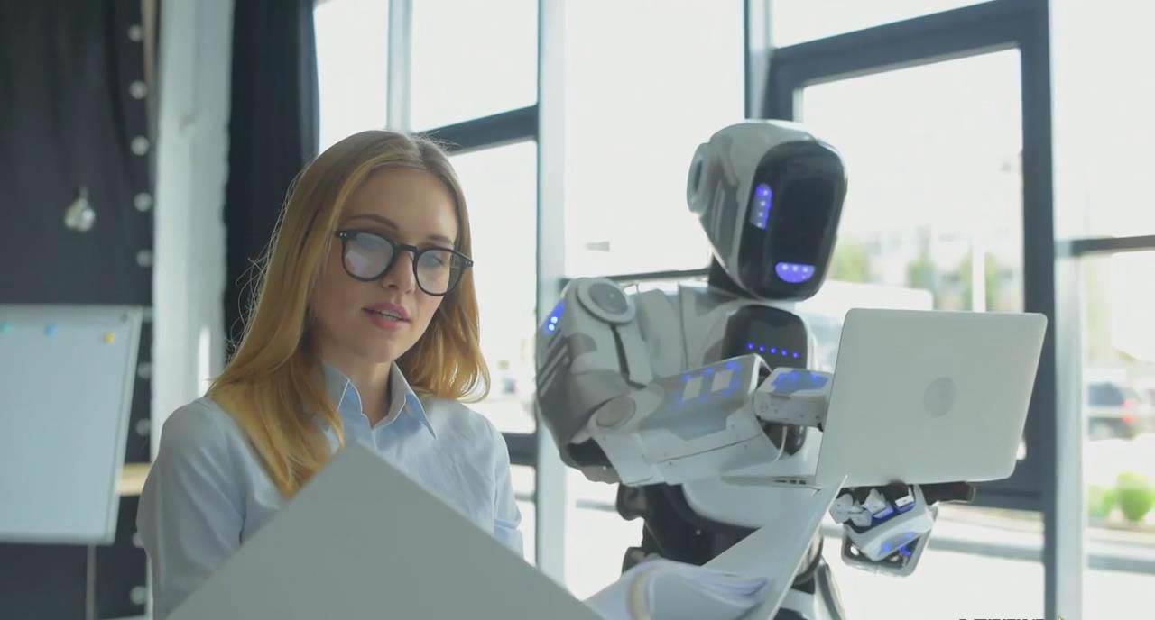 如何使用AI人工智能制作生成人物視頻課程-11節課-中英字幕插圖4